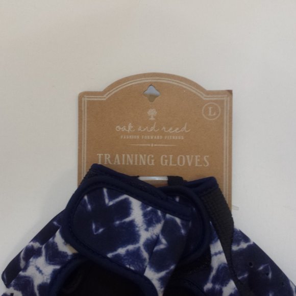 Oak and Reed Training Gloves - Picture 5 of 7